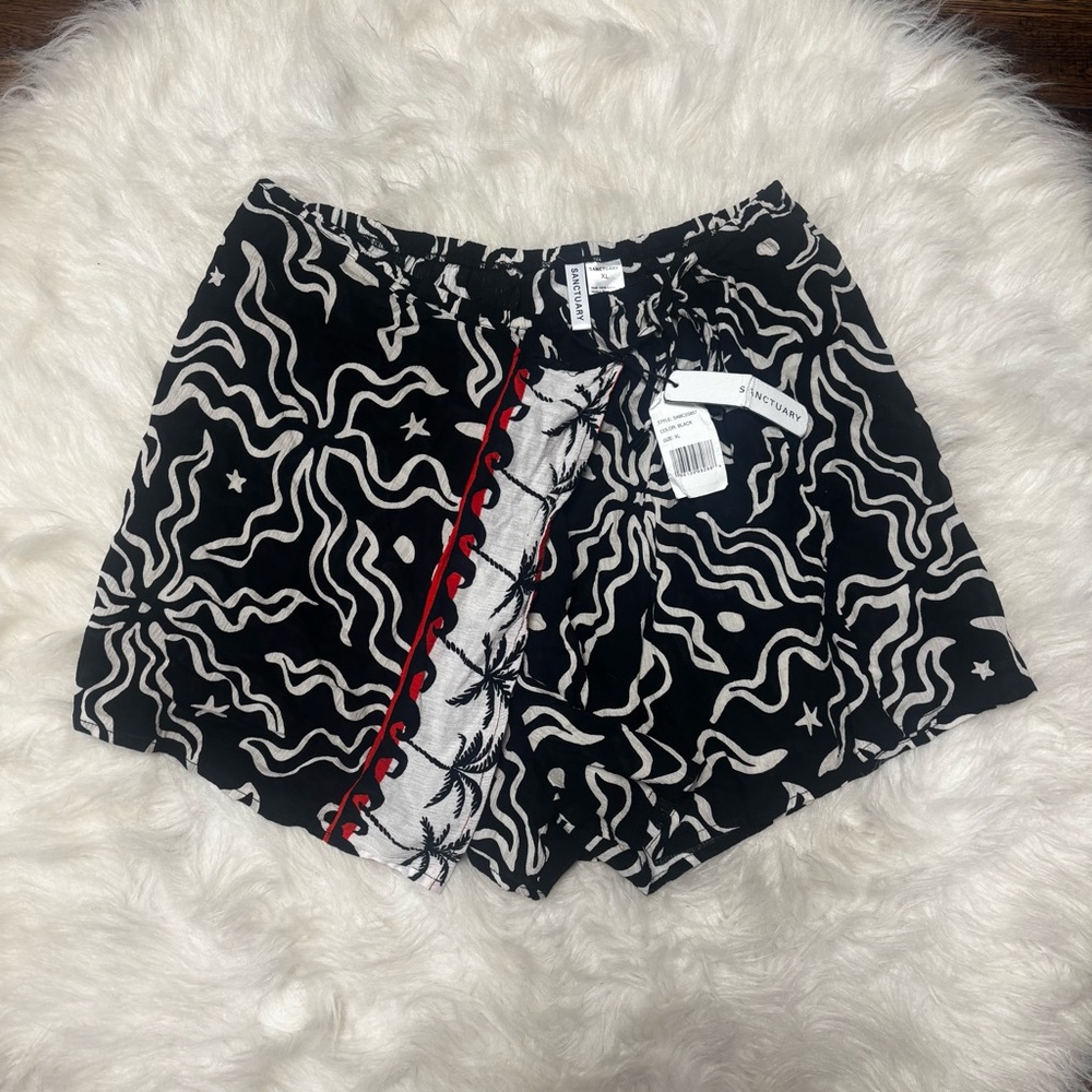 Sanctuary 100% Cotton Wrap Skort in Black and White Pattern size XL NEW